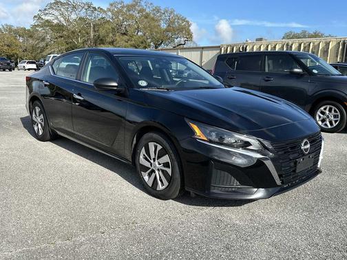2024 Nissan Altima S FWD