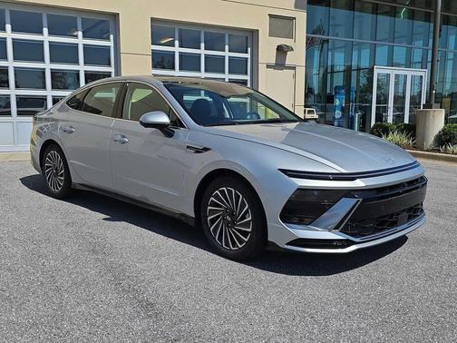 2025 Hyundai SONATA Hybrid Limited