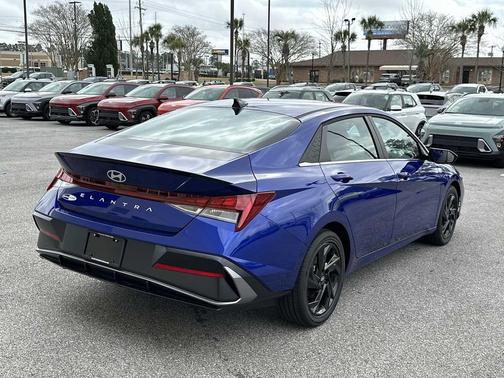 2026 Hyundai ELANTRA Sport