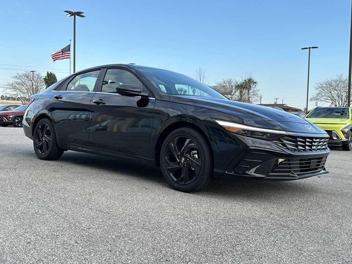 2026 Hyundai ELANTRA Sport