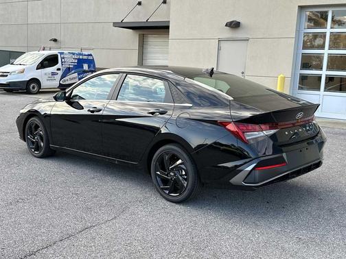 2026 Hyundai ELANTRA Sport