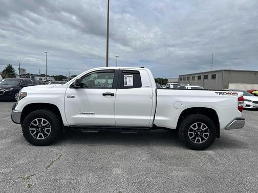 Super White 2021 Toyota Tundra SR5