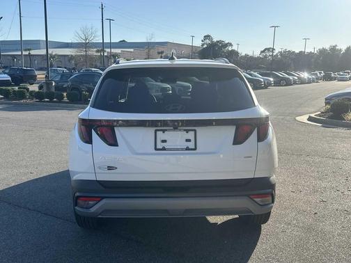 2026 Hyundai TUCSON SEL