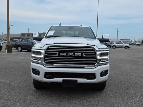 2024 RAM 2500 Laramie Crew Cab 4x4 6'4' Box