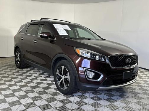 Dark Cherry 2016 Kia Sorento EX