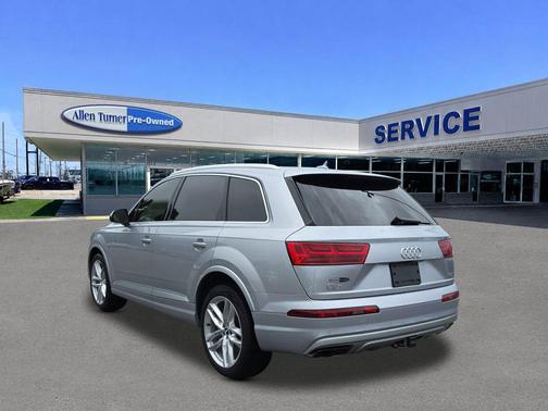 Florett Silver Metallic 2018 Audi Q7 3.0T Prestige