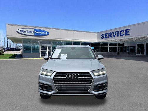 Florett Silver Metallic 2018 Audi Q7 3.0T Prestige