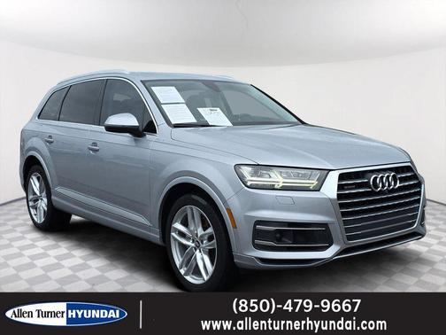 Florett Silver Metallic 2018 Audi Q7 3.0T Prestige