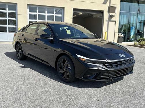 Abyss Black 2026 Hyundai ELANTRA Sport