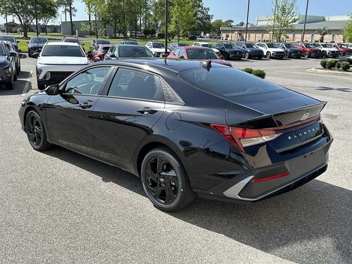 Abyss Black 2026 Hyundai ELANTRA Sport