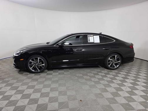 2022 Hyundai SONATA SEL Plus