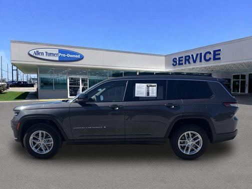 Baltic Gray Metallic Clearcoat 2025 Jeep Grand Cherokee L Laredo