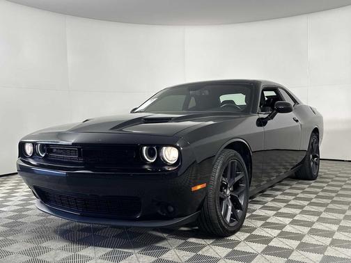 2020 Dodge Challenger SXT