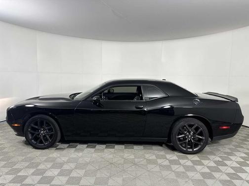 2020 Dodge Challenger SXT