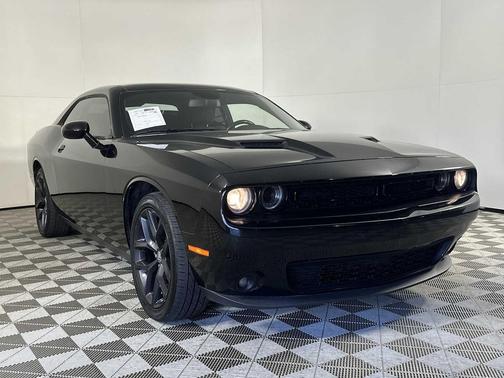 2020 Dodge Challenger SXT
