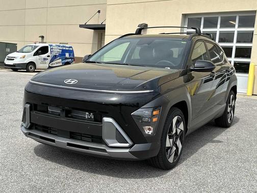 Abyss Black Pearl 2026 Hyundai KONA Limited