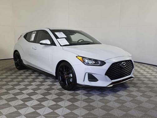 2019 Hyundai Veloster Base