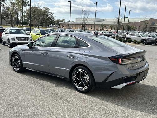 2026 Hyundai SONATA SEL