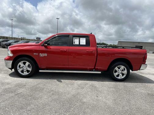 Flame Red Clearcoat 2019 RAM 1500 Big Horn