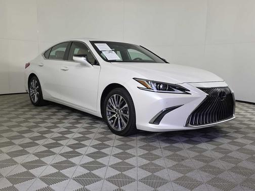 2019 Lexus ES 350 Base