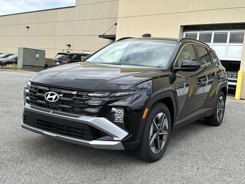 Phantom Black 2026 Hyundai TUCSON SEL