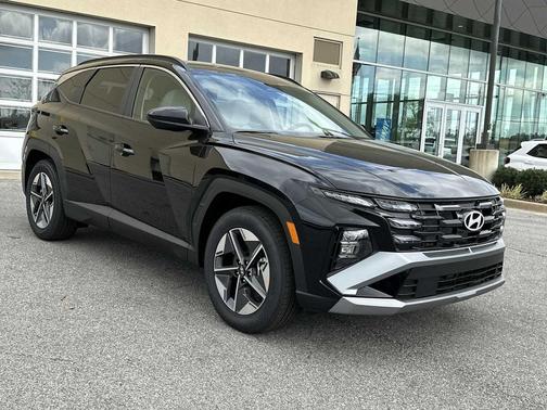 Phantom Black 2026 Hyundai TUCSON SEL