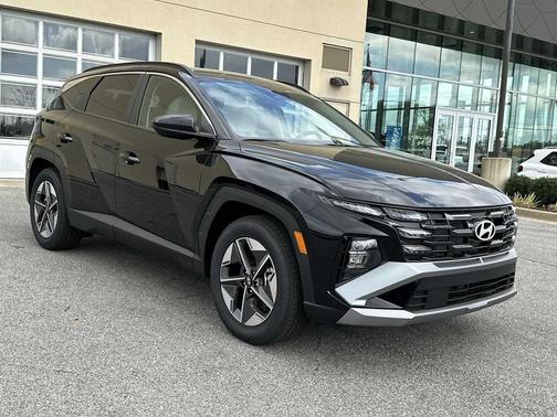 Phantom Black 2026 Hyundai TUCSON SEL