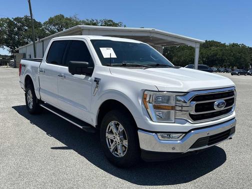 Oxford White 2023 Ford F-150 XLT