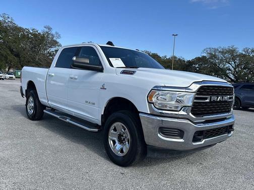 2022 RAM 2500 Big Horn Crew Cab 4x4 6'4' Box
