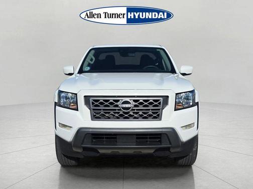 Glacier White 2023 Nissan Frontier SV