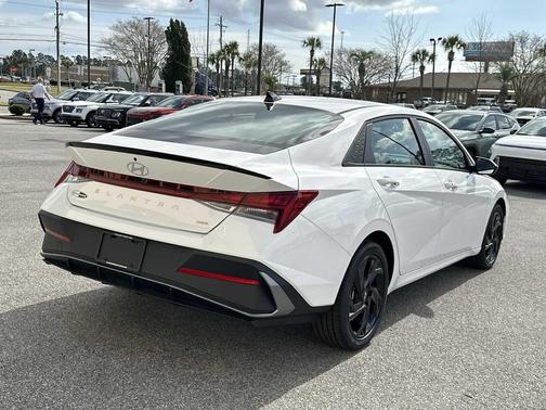 2026 Hyundai ELANTRA HEV SEL Sport