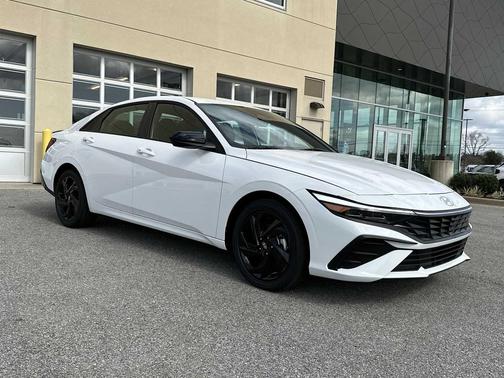 2026 Hyundai ELANTRA HEV SEL Sport