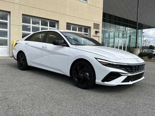 2026 Hyundai ELANTRA HEV SEL Sport