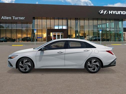 2025 Hyundai ELANTRA HEV SEL Sport