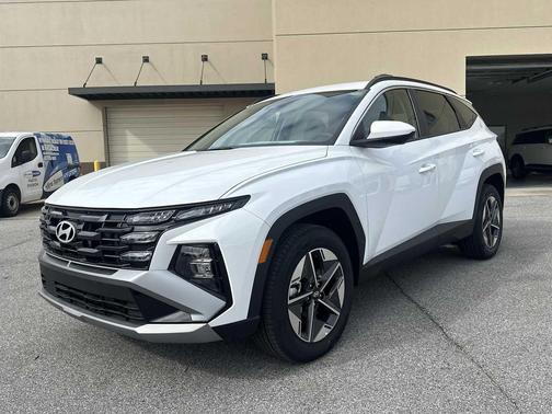 2026 Hyundai TUCSON Hybrid SEL