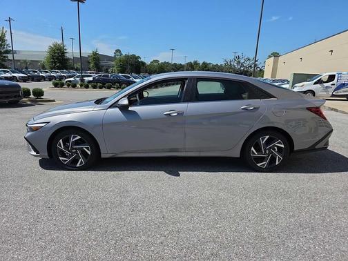 2025 Hyundai ELANTRA HEV Limited