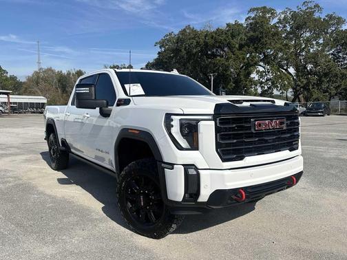 2024 GMC Sierra 2500 AT4