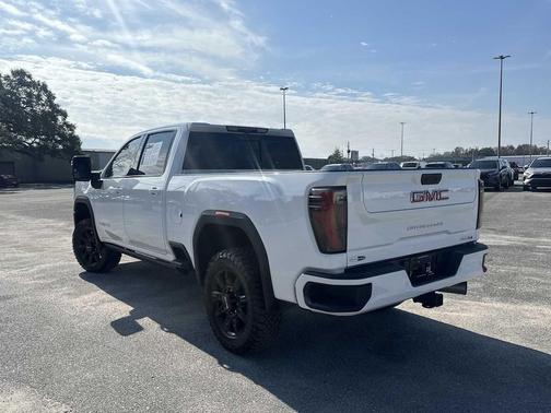 2024 GMC Sierra 2500 AT4