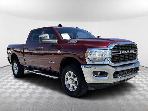 2024 RAM 2500 Big Horn Crew Cab 4x4 6'4' Box