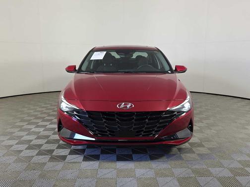 2022 Hyundai ELANTRA Limited