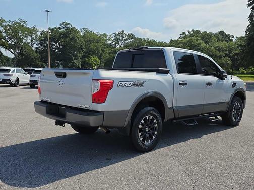 2017 Nissan Titan PRO-4X