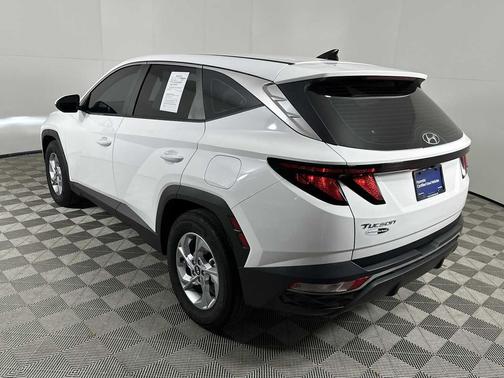 2024 Hyundai TUCSON SE