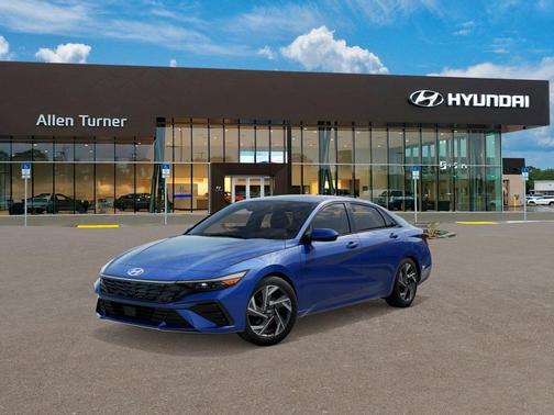 2025 Hyundai ELANTRA SEL