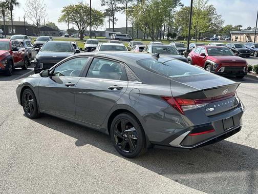 2026 Hyundai ELANTRA Sport