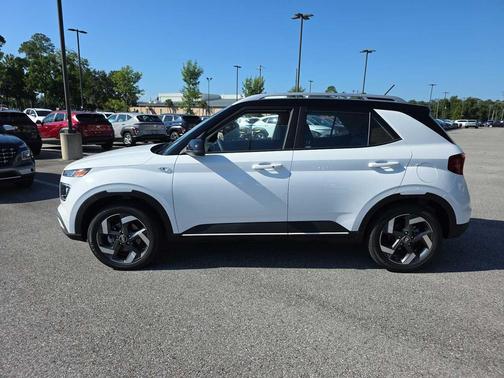 2025 Hyundai VENUE Limited