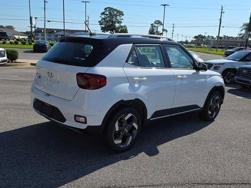 2025 Hyundai VENUE Limited