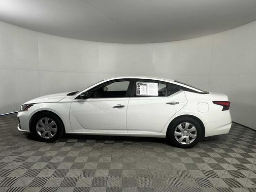 2024 Nissan Altima S FWD