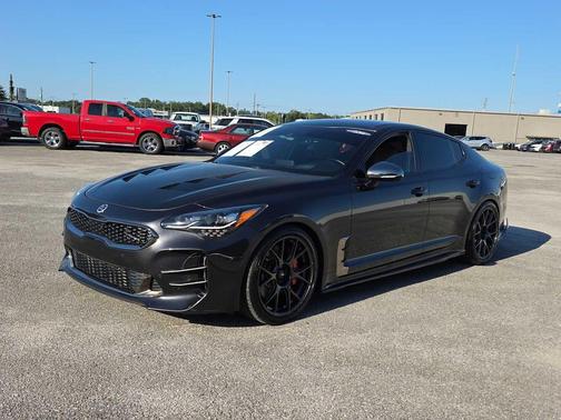 2019 Kia Stinger GT2