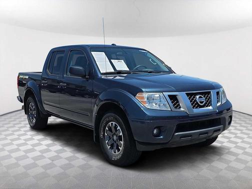 Arctic Blue Metallic 2017 Nissan Frontier Desert Runner