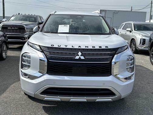 2023 Mitsubishi Outlander SEL 2.5 2WD